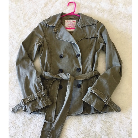 Green jacket - Picture 2 of 7